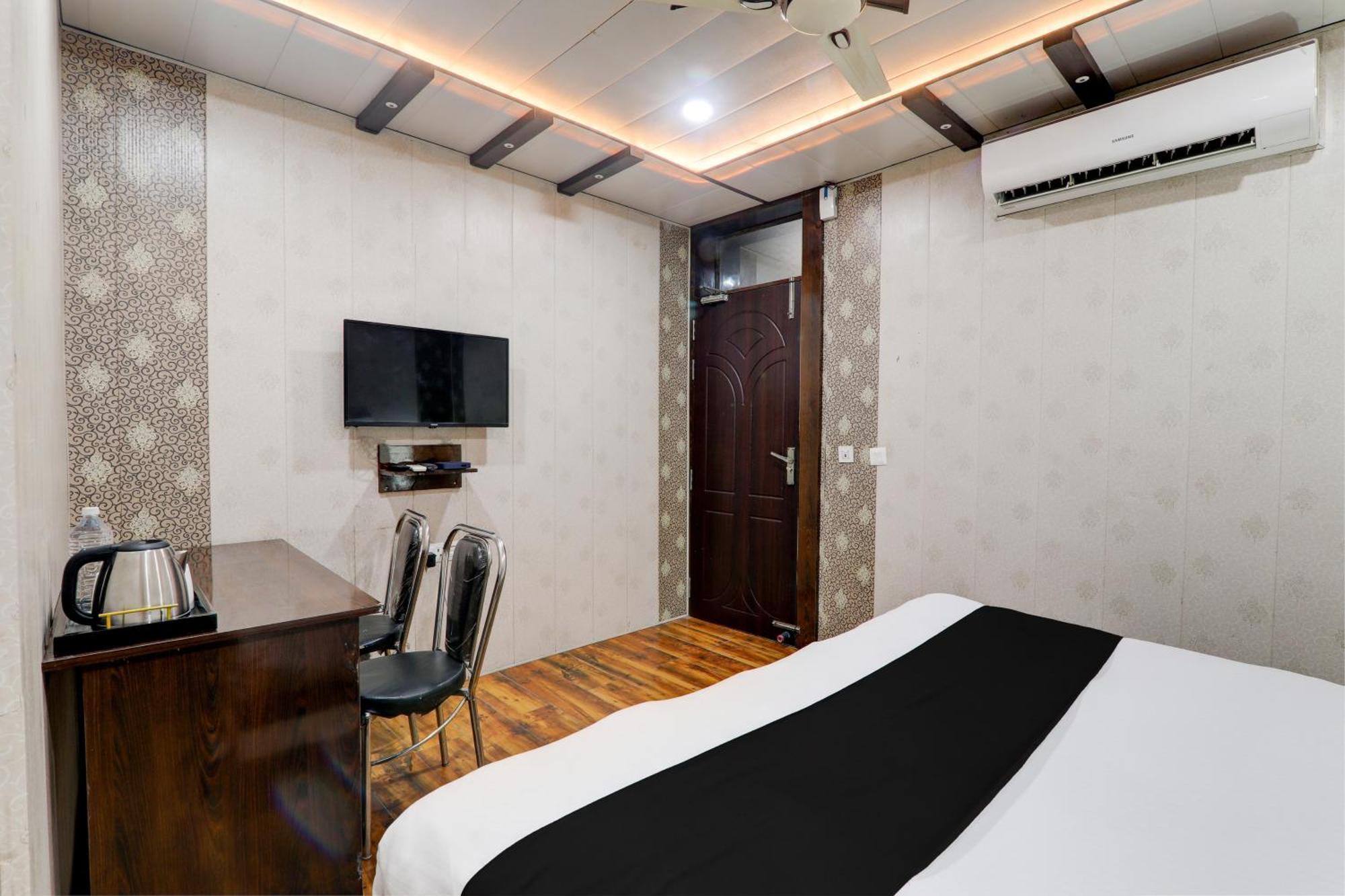 Hotel O Ss Palace Inn Лакхнау Экстерьер фото